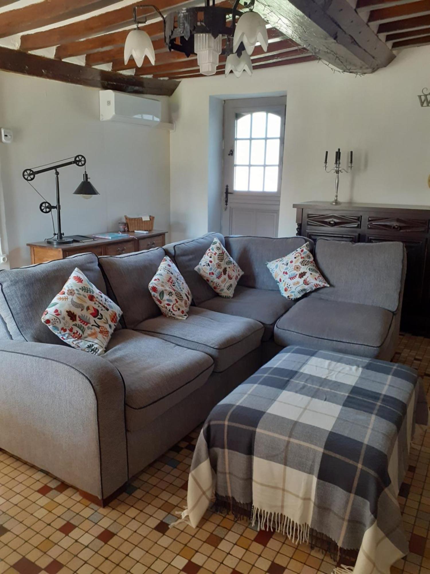 Wildberry Cottage Orgères-la-Roche Exteriér fotografie